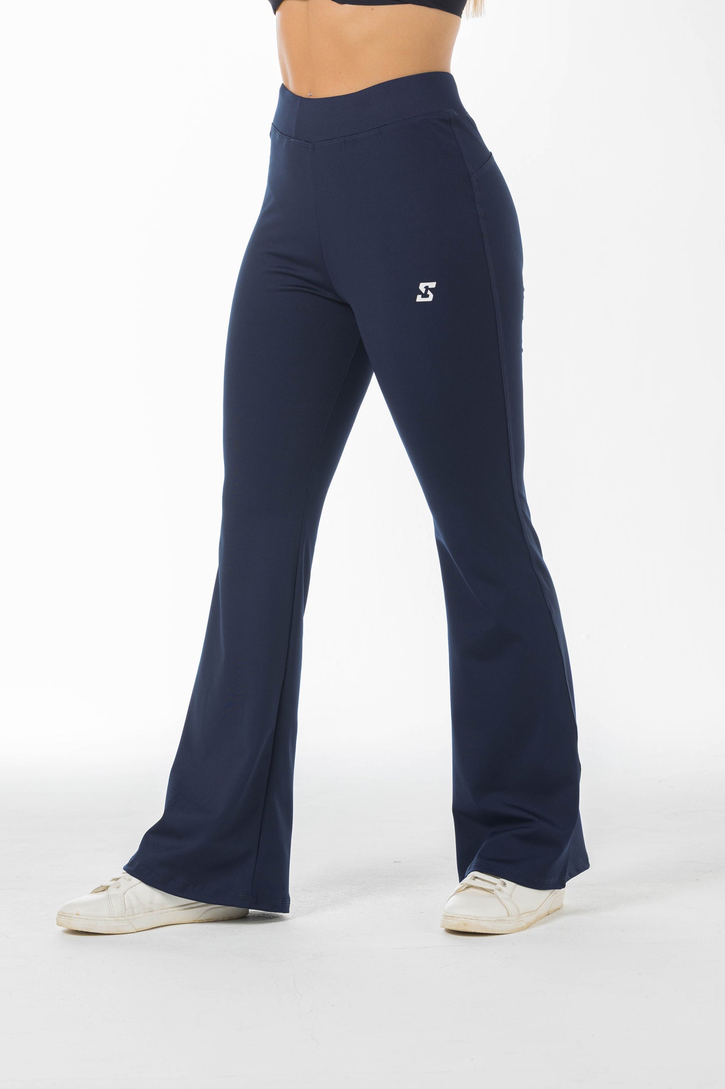 Wide leg pants