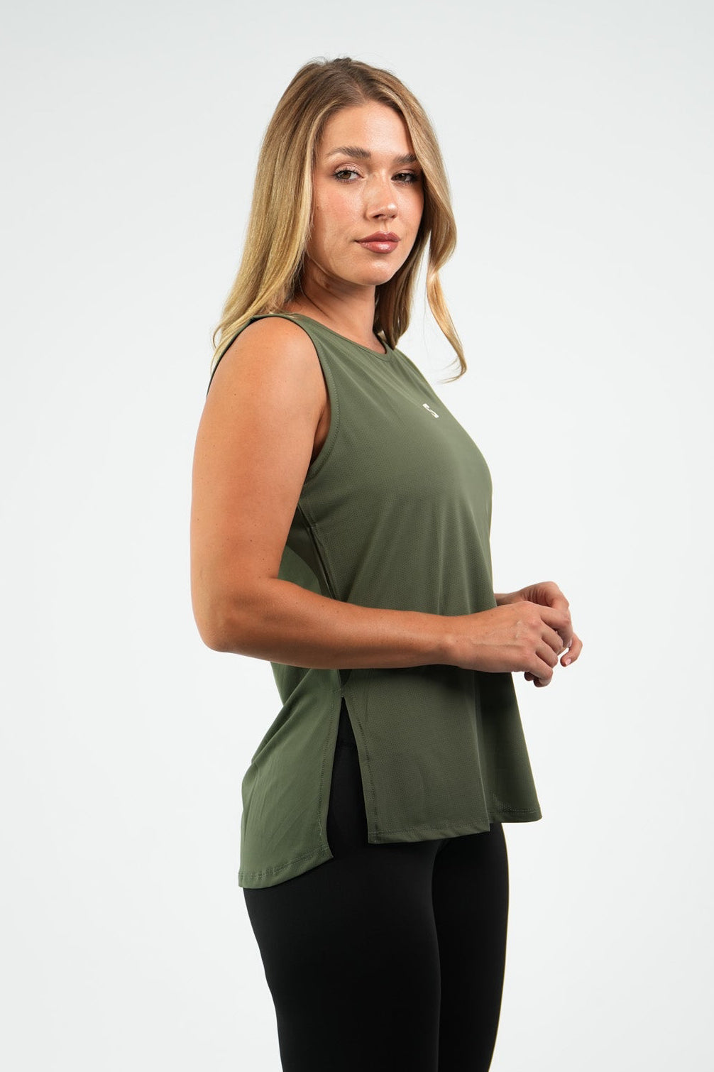COMFY TANK TOP